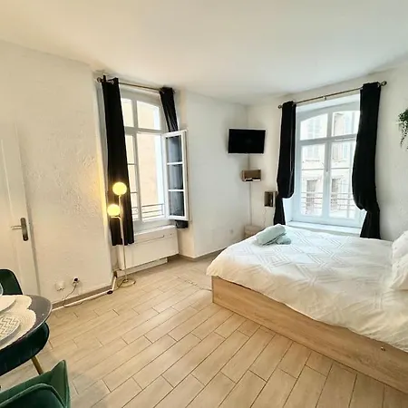 Apartment Place Malespine Proche Port Vauban Antibes